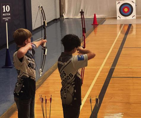 Altus Intermediate School competes in archery