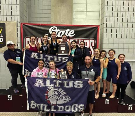 Bulldog swim teams compete at State