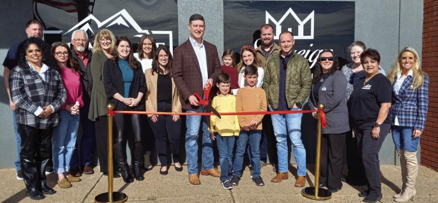 Altus Chamber of Commerce hosts ribbon cutting ceremony